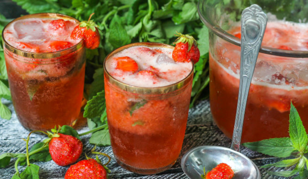 Пунш - рецепты классического алкогольного и безалкогольного напитка с яблоками, мандаринами, дугими фруктами