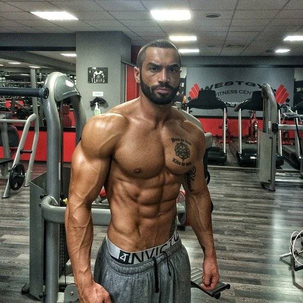 Как выглядит бог эстетики в бодибилдинге – неподражаемый лазар ангелов