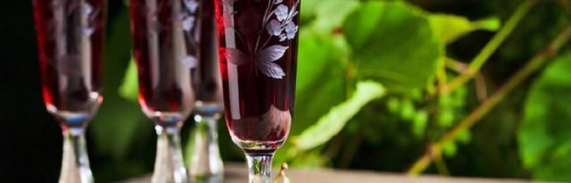 Домашняя наливка из шелковицы (тутовых ягод)