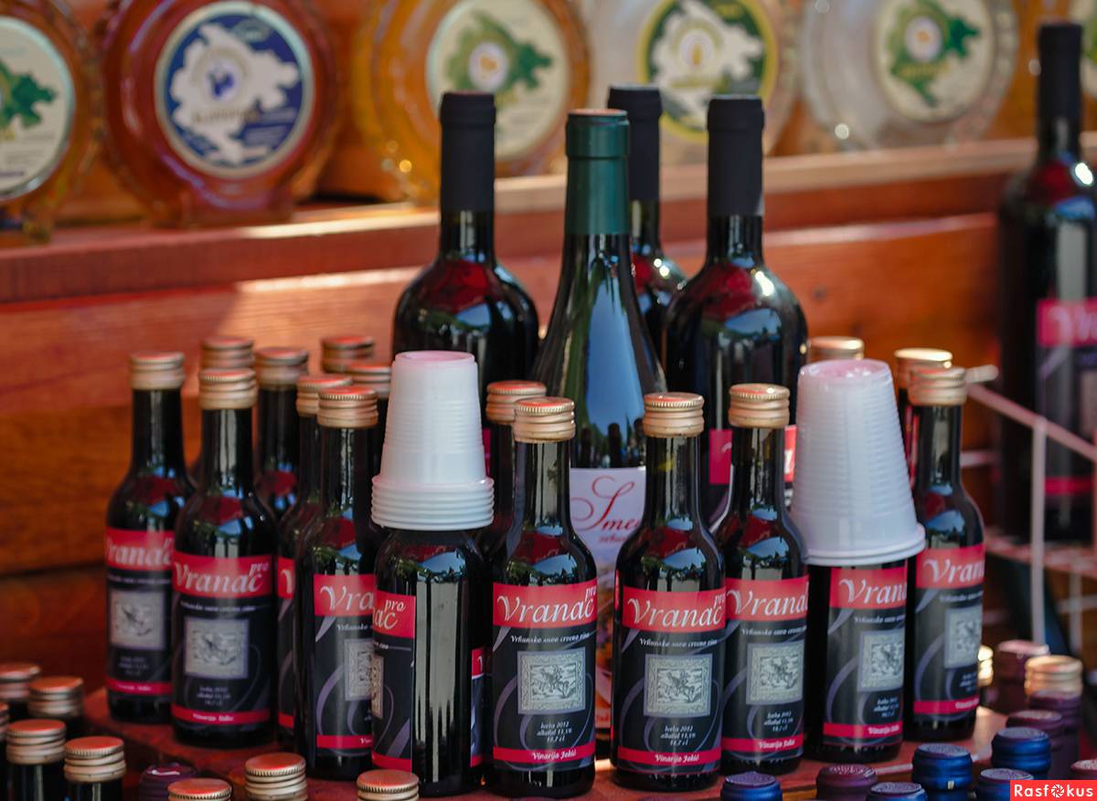 Малиновое вино: 5 рецептов в домашних условиях