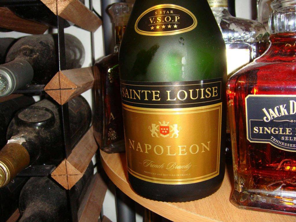 Чем отличается коньяк от бренди: разница кратко