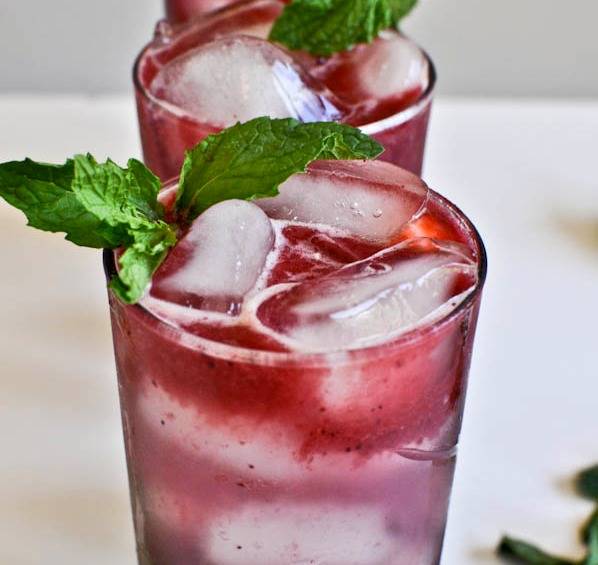 Коктейль из мороженого - как готовить в блендере с молоком, кофе, фруктами, шоколадом или алкоголем