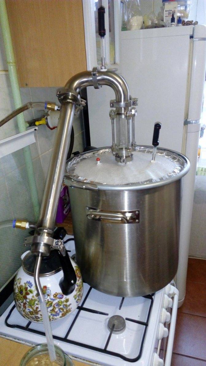 Как правильно перегнать хвосты самогона: инструкция и ограничения