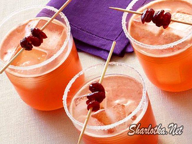 Как приготовить молочный коктейль с вишней: рецепт с фото