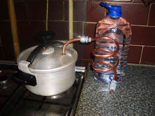 Самогонный аппарат своими руками в домашних условиях: технология