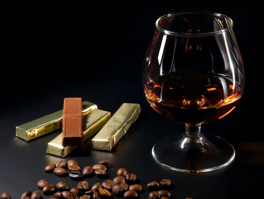 Шоколадный коньяк в домашних условиях (из самогона, спирта, водки) – рецепты