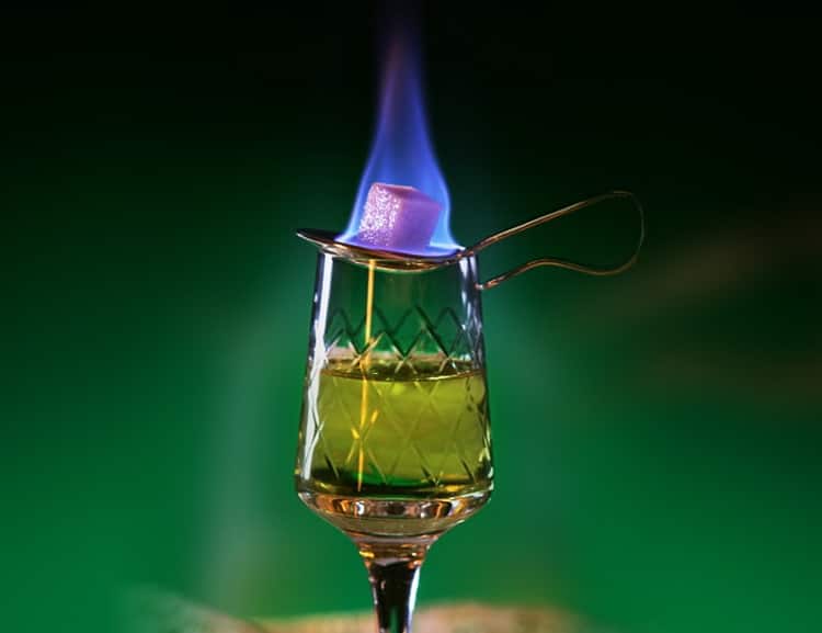 Абсент ксента (xenta): история, процесс производства, виды + как отличить подделку