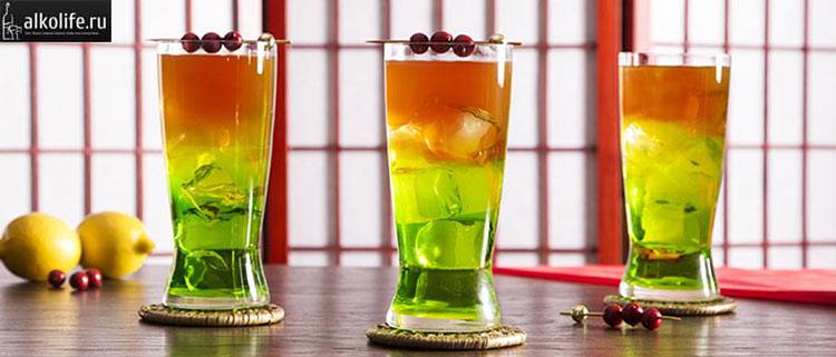 Мидори (midori) – зеленый японский ликер из дыни