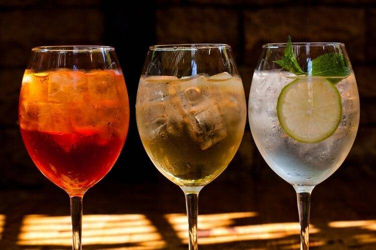 Настойка на виноградной лозе