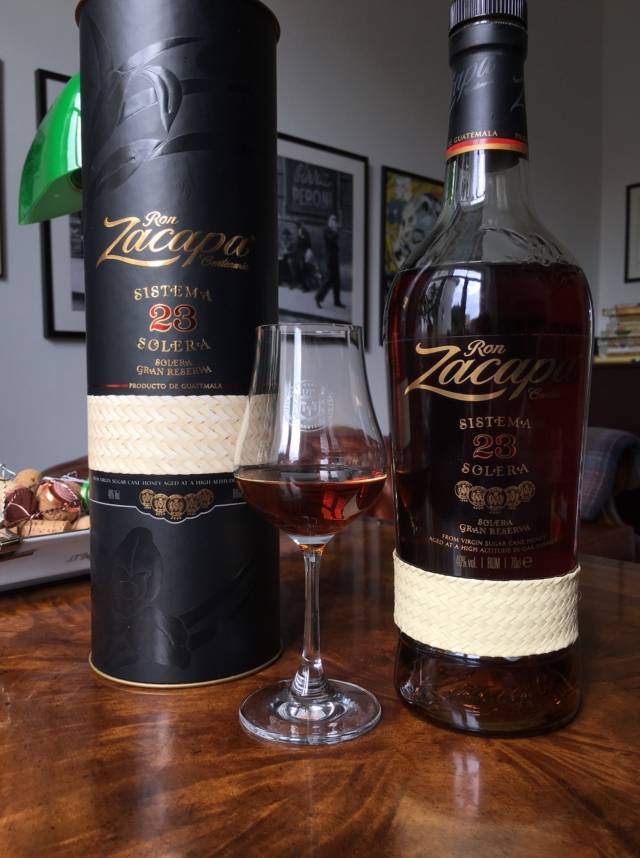 Мараскино: обзор культового ликера + 10 рецептов коктейлей