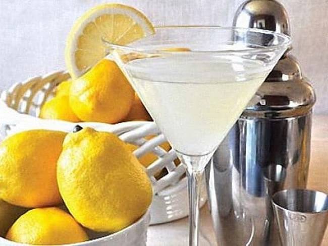 Лимонный ликер — 3 рецепта в домашних условиях