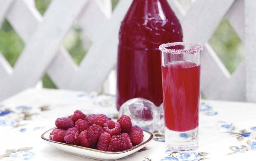 Малиновый ликер: рецепт приготовления в домашних условиях