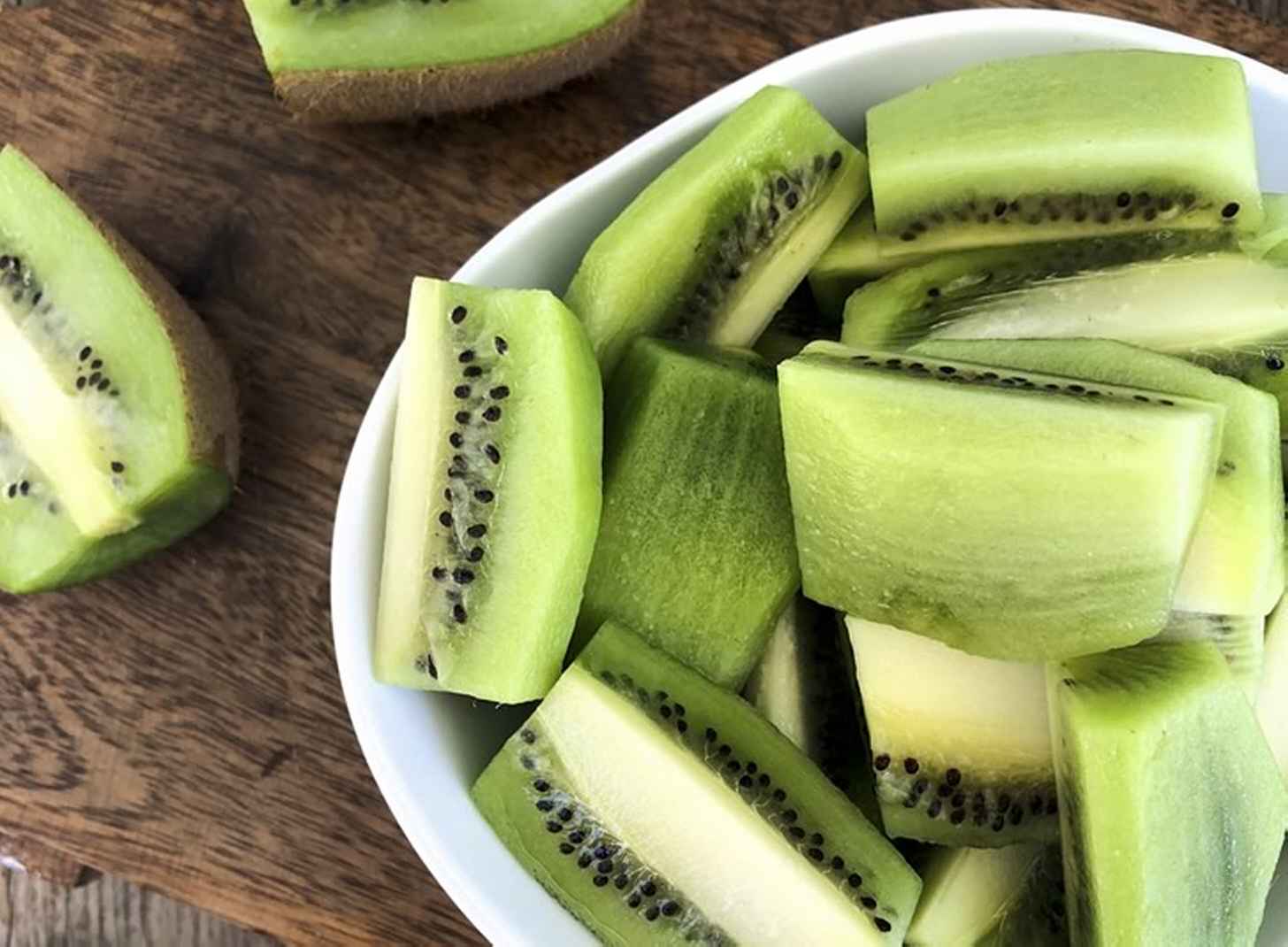 Ликеры из киви: 7 рецептов в домашних условиях