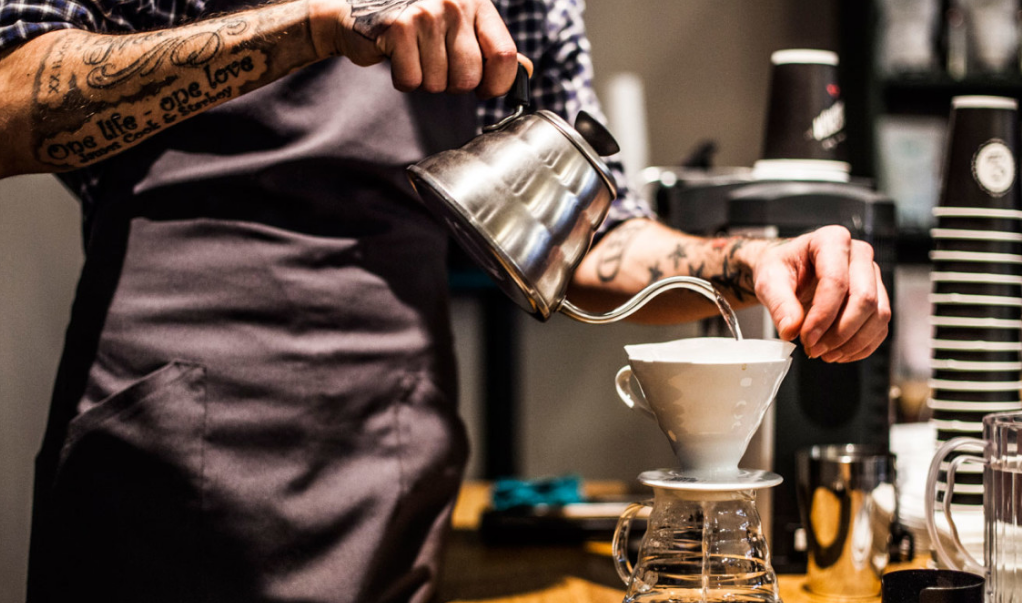 Кто такой бариста в кафе? обязанности и обучение