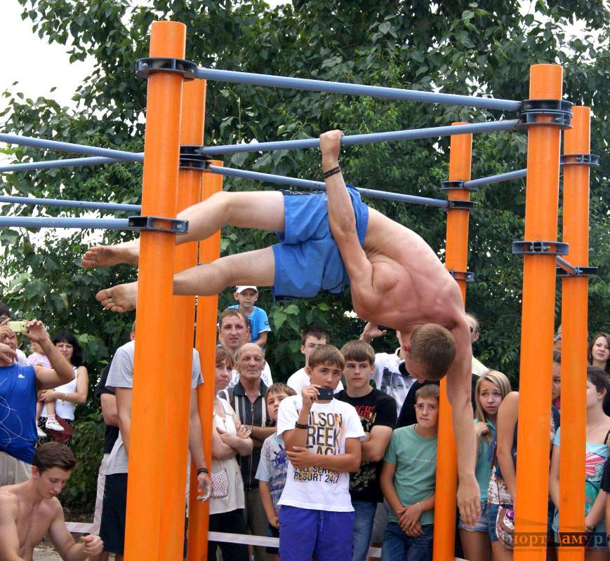 Подтягивание на турнике на 30 тысяч рублей: победитель турнира vl.ru – 17-летний илья гордеев (фото; видео)