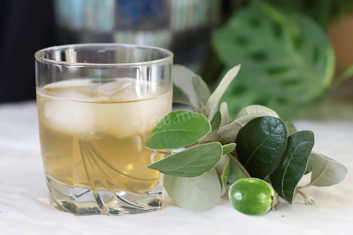 Вино и ликер из ягод кизила: 2 рецепта в домашних условиях