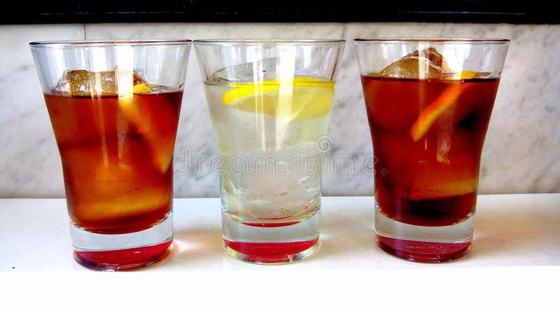 Martini, vino di nocino и прочие домашние вермуты