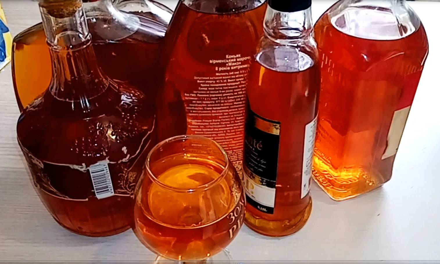 Простые рецепты домашнего коньяка из водки. как сделать своими руками?