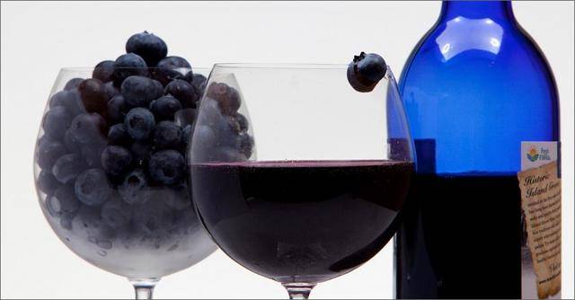 Приготовление вина из голубики в домашних условиях. несложный рецепт вина из голубики в домашних условиях. что в результате