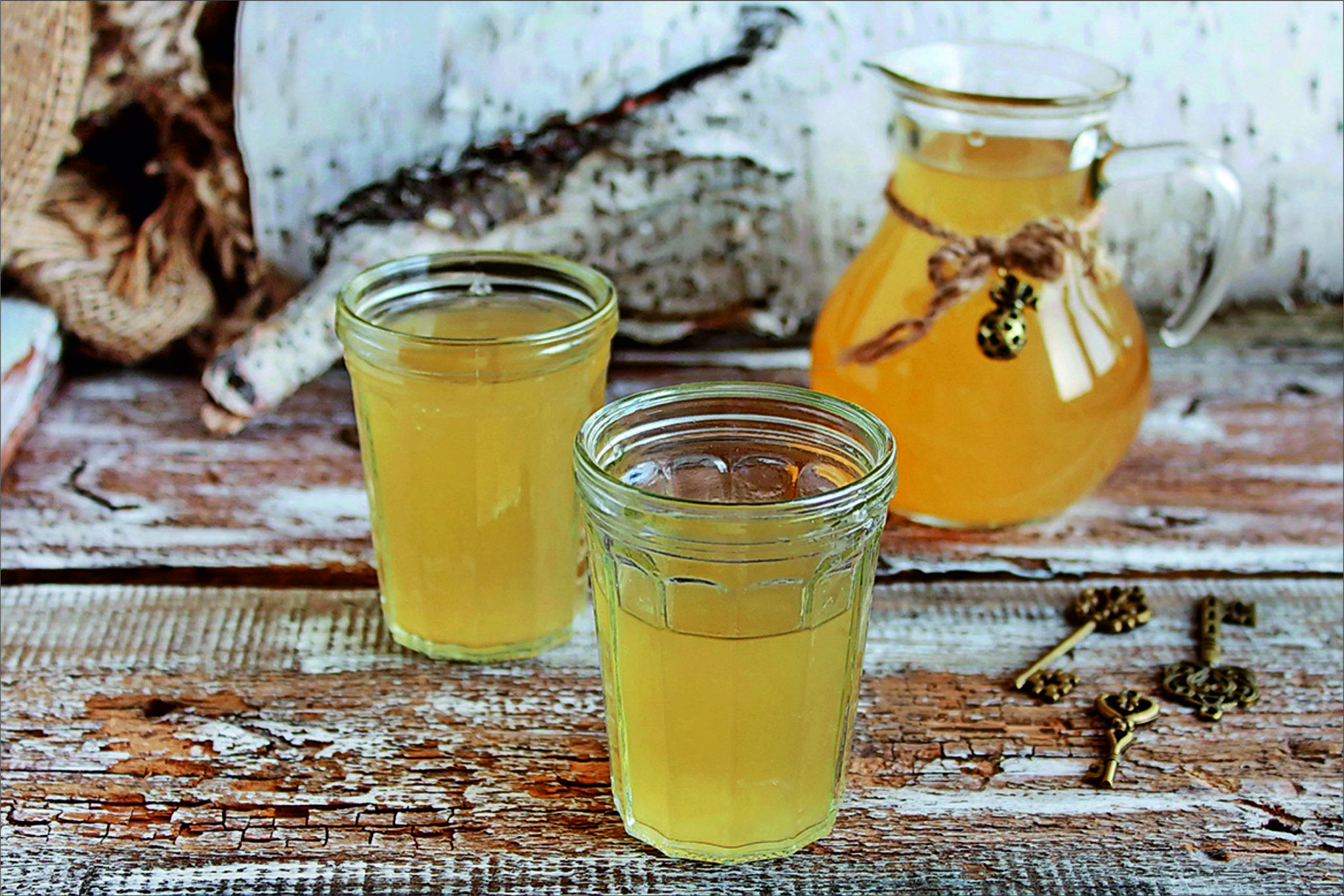 Во поле береза стояла: готовим самогон из березового сока