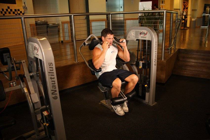 Упражнение для пресса "скручивание": техника выполнения, распространенные ошибки, фото - tony.ru