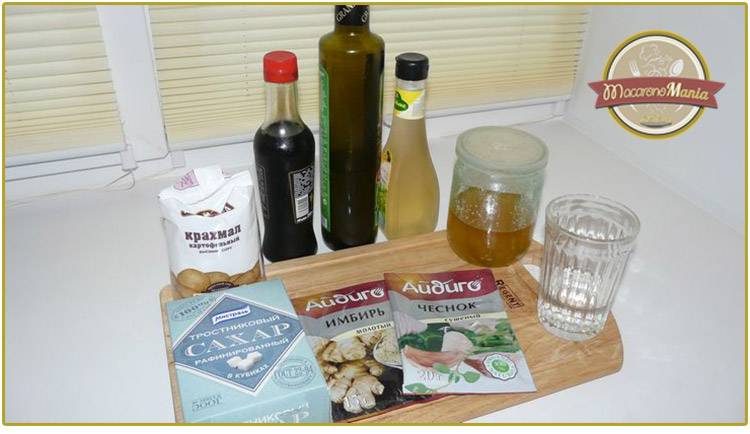 Кампай, товарищи! как пьет саке хороший гайкокудзин.