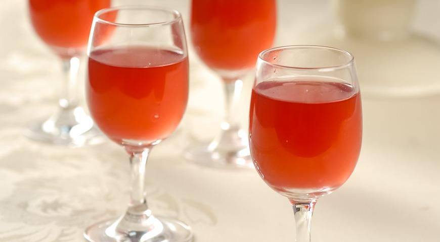 Наливка на водке — рецепты на поварёнок.ру