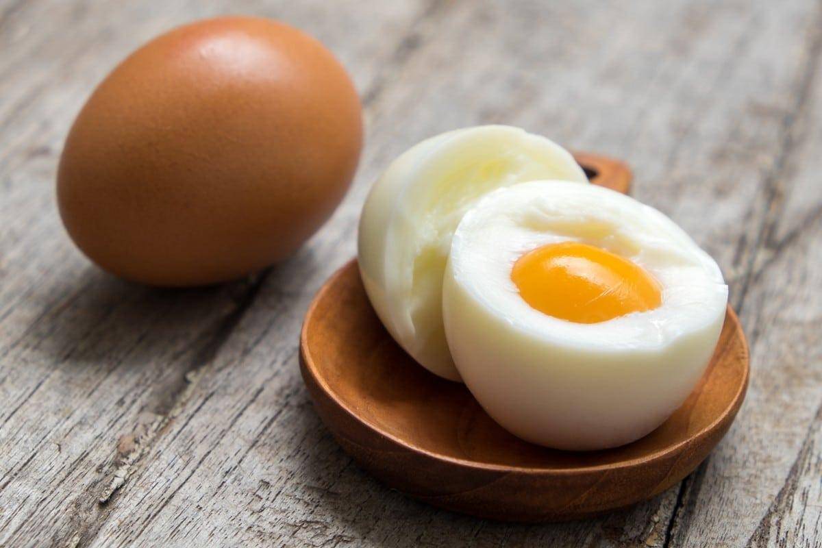 Чем полезны куриные яйца для человека: польза, состав и калорийности яиц