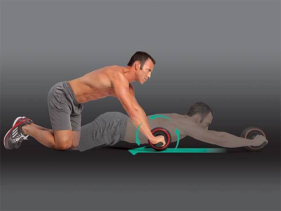 Самые эффективные упражнения с роликом для пресса