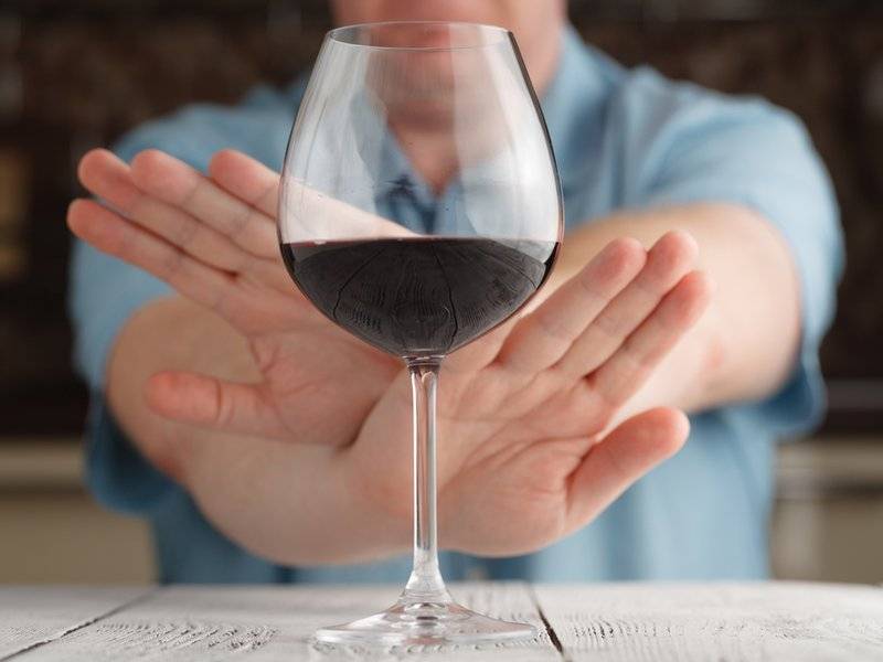 Как быстро вывести алкоголь из организма в домашних условиях?