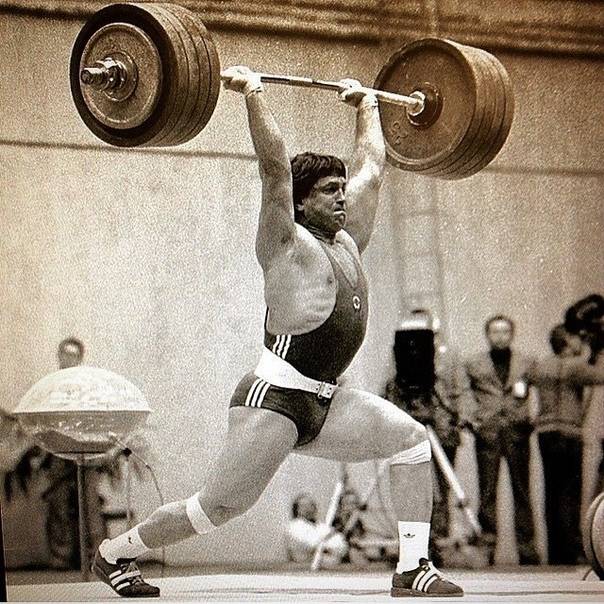 Названы 3 лучших способа избавиться от опасного жира в области талии