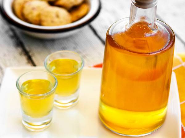 Наливка и настойка на персиках: 9 рецептов в домашних условиях