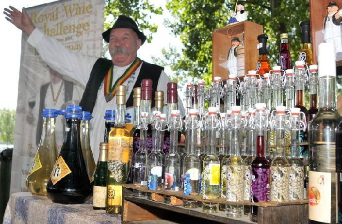 Ракия: особенности напитков в сербии, болгарии и турции