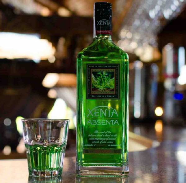 Абсент: как правильно пить напиток в чистом виде и чем разбавлять