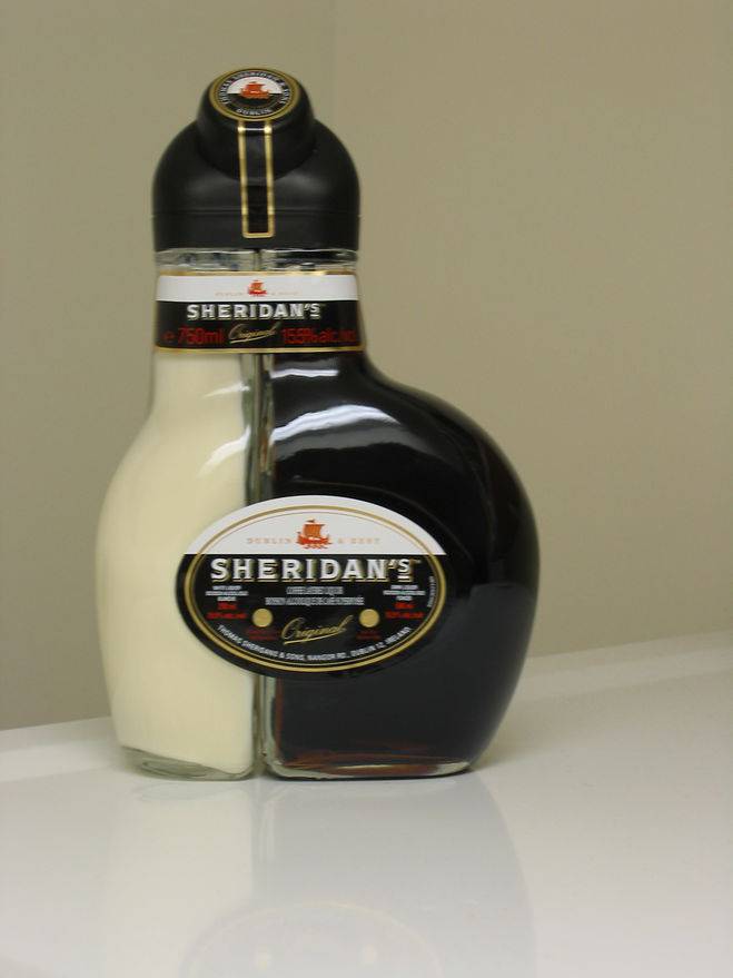 Ликер шеридан: двухцветный кофейно-сливочный напиток и коктейли с ним, как пить коктейли с ликером