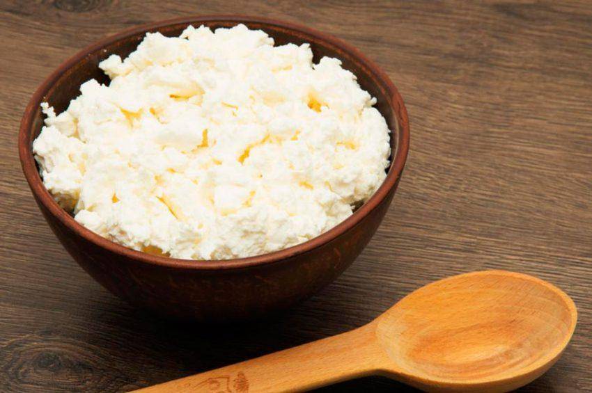 Творог на ночь: польза и вред, можно ли есть творог вечером на ночь