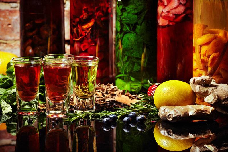 Домашние настойки на спирту – лучшие рецепты