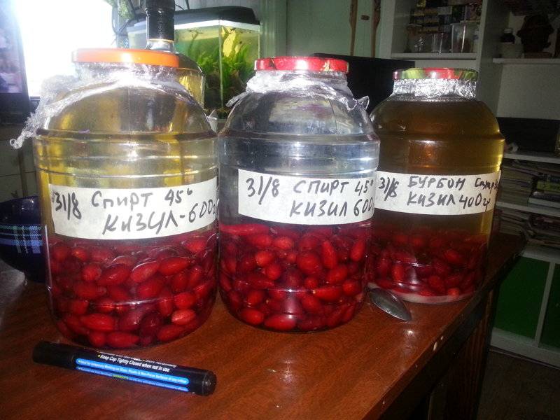 Как сделать самогон из ягод кизила