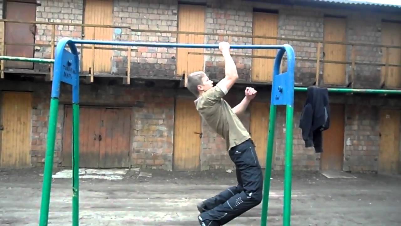 Как научиться подтягиваться на одной руке, упражнения и видео уроки для подтягивания на одной руке