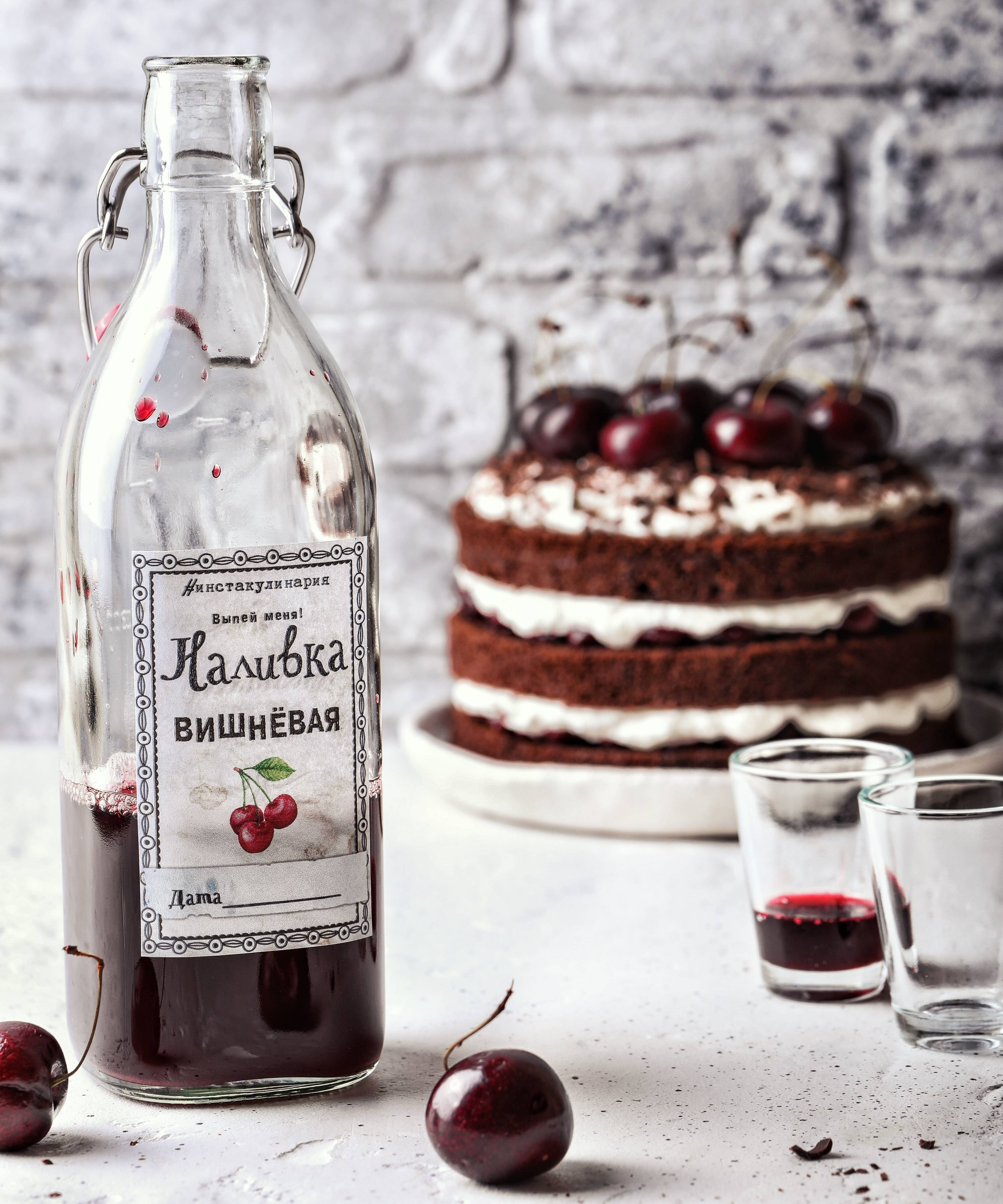 Вишневая настойка: 10 рецептов в домашних условиях