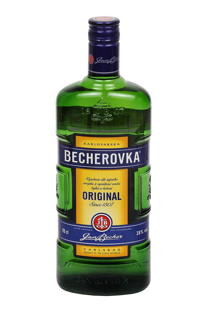 Ликер бехеровка: как правильно пить и с чем смешивать