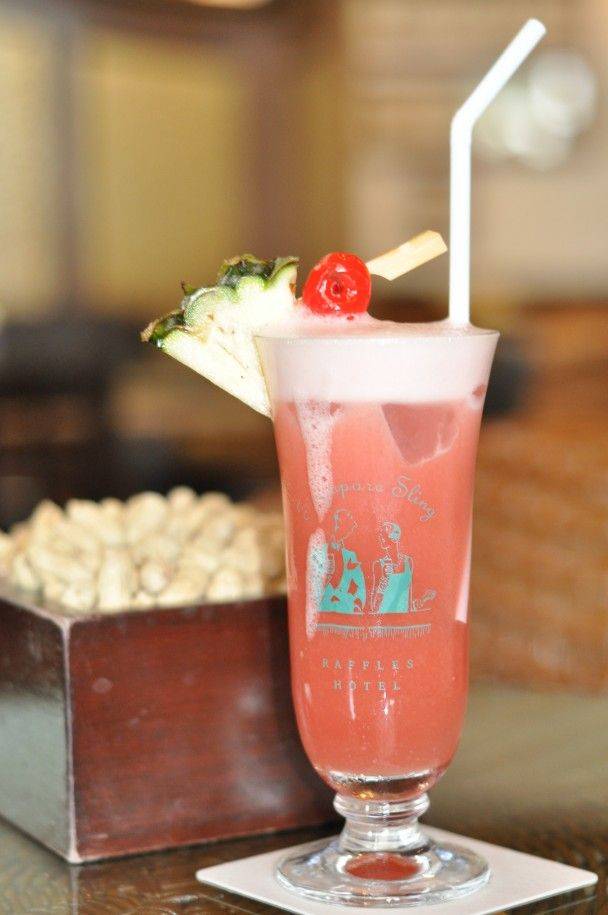 Неповторимый коктейль: "сингапурский слинг"