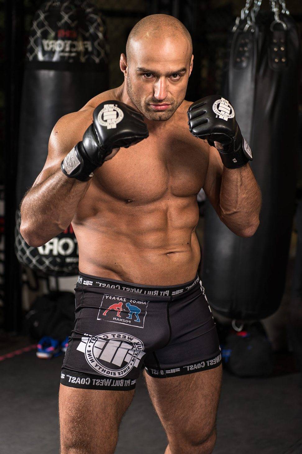 Силовая тренировка боксёра | бомба тело