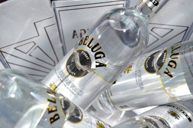 Как отличить подделку водки белуга от оригинала по бутылке фото