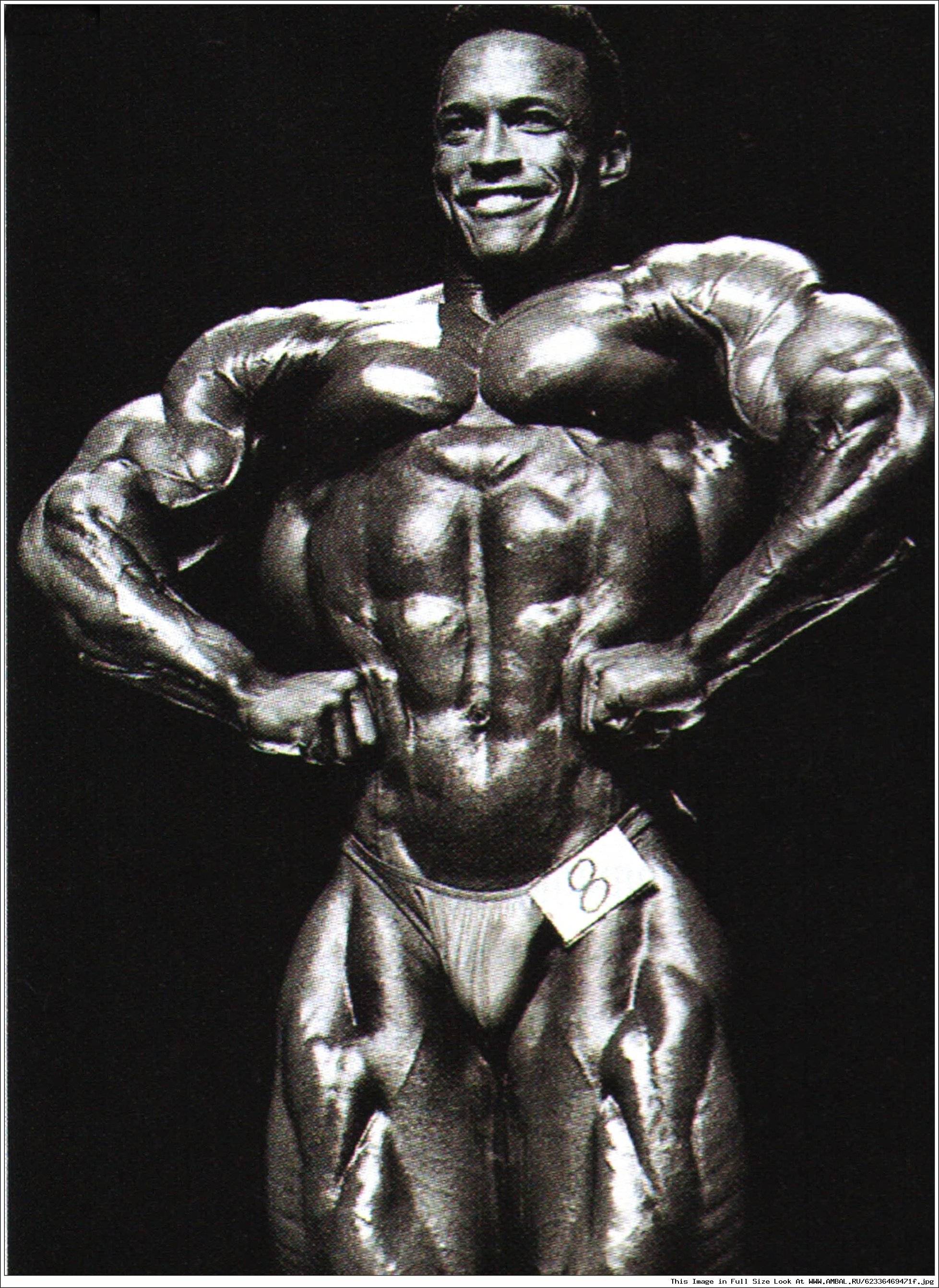 позирование широчайшие. широчайшие спереди. широчайшие спереди. бодибилдер дориан ятс. фил хит мистер олимпия 2014.