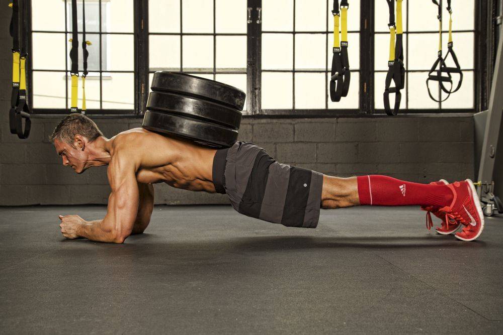 Упражнения на пресс: как накачать мышцы живота мужчине в домашних условиях