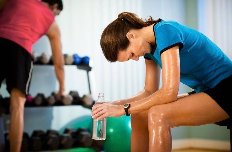 Почему сводит мышцы и что делать