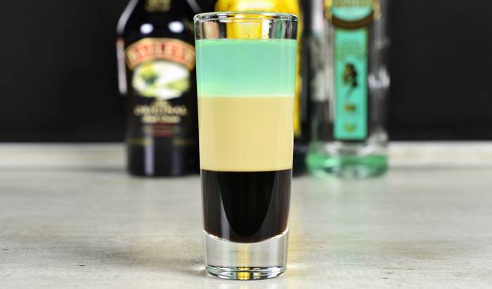 Коктейль б-52 — рецепт в домашних условиях и как правильно пить