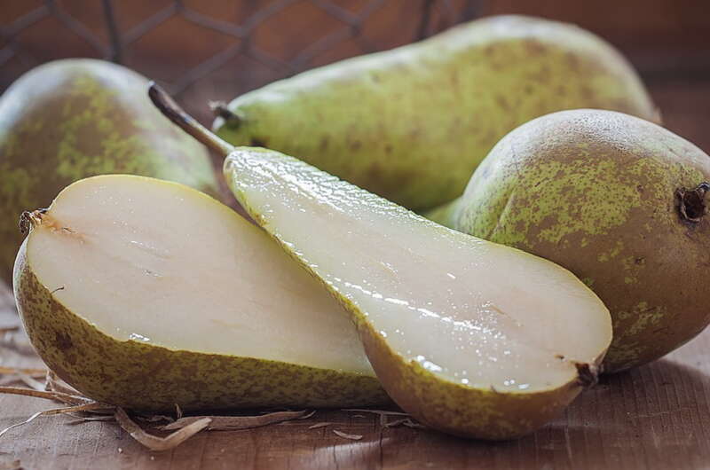 Груша – химический состав, польза и вред для организма