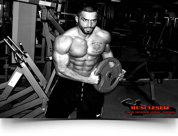 Лазар ангелов: пропаганда фитнеса собственной персоной